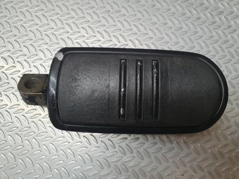 Harley-Davidson Streamliner Right Side Footrest / Peg