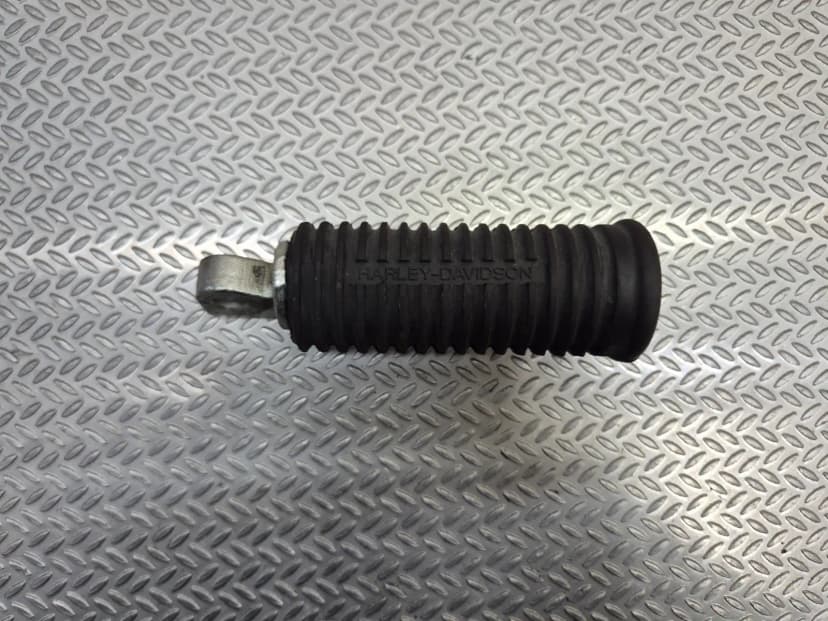 Harley-Davidson XG 750 Street 2015-2018 Rear Footrest Peg / Pedal