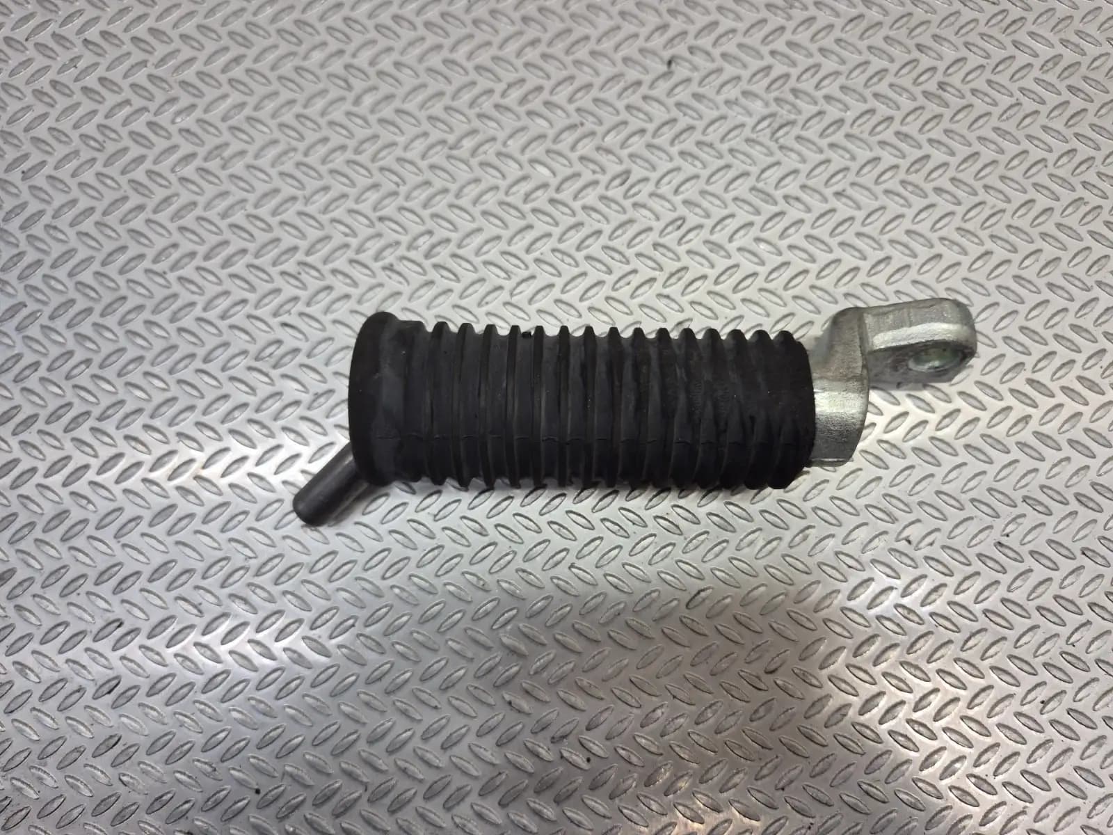 Harley Davidson Sportster Forty Eight 48 2016 Left Footrest Peg / Pedal