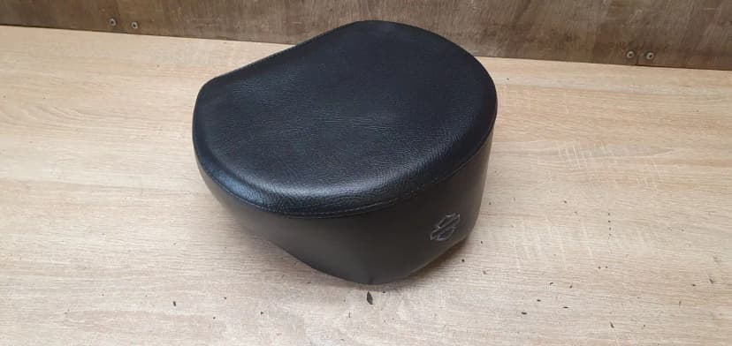 Harley-Davidson Passenger Seat Rear Pillion