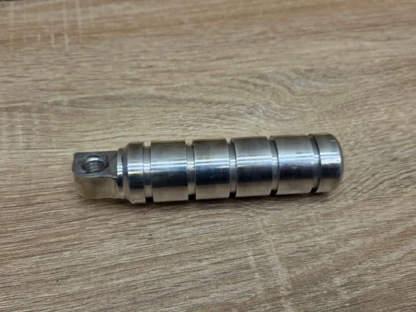 Harley Davidson BIG MACHINE Footrest / Peg