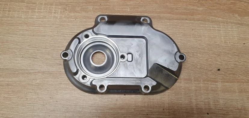 Harley Davidson Electra Street Glide Hydraulic Clutch Housing / Cover 25700178