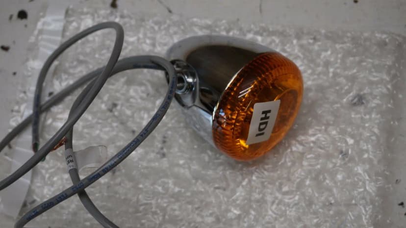 Harley Davidson 3 in 1 LED REAR LIGHT / TURN SIGNAL Indicator 67800781