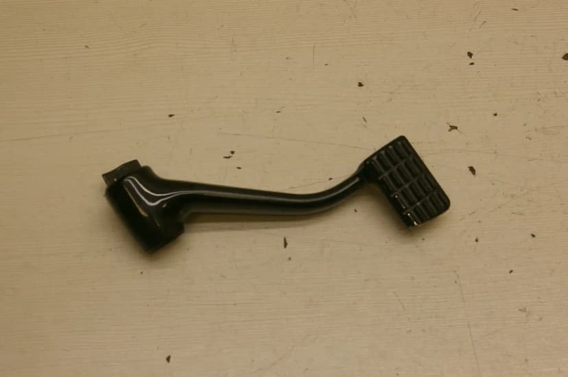 Harley Davidson Sportster XL 1200 T SuperLow 2014 Rear Brake Lever / Pedal