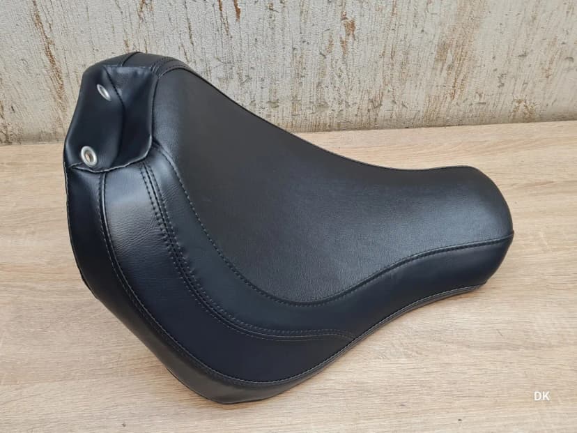 Harley Davidson FLFB Front Seat / Saddle 52000333L