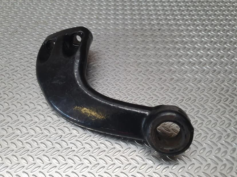 Harley-Davidson XL 1200 CX Sportster 2016 Front Right Footrest Hanger