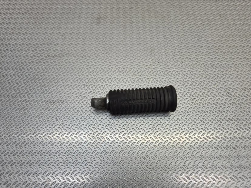Harley Davidson Sportster 883 04 - 13 Rear Footrest Peg / Pedal