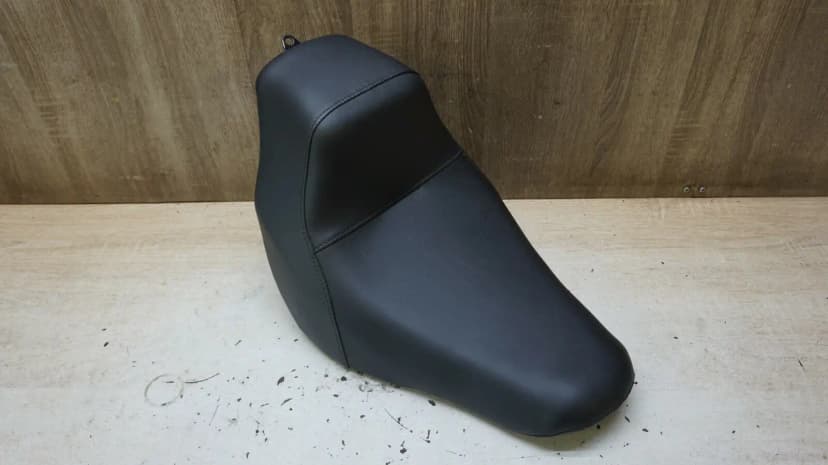 Harley Davidson FXLRS Softail 2018 - 2020 Seat Saddle P52000496