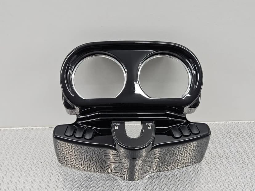 Harley Davidson FLTRXSE 2018 Dashboard 70900411DH