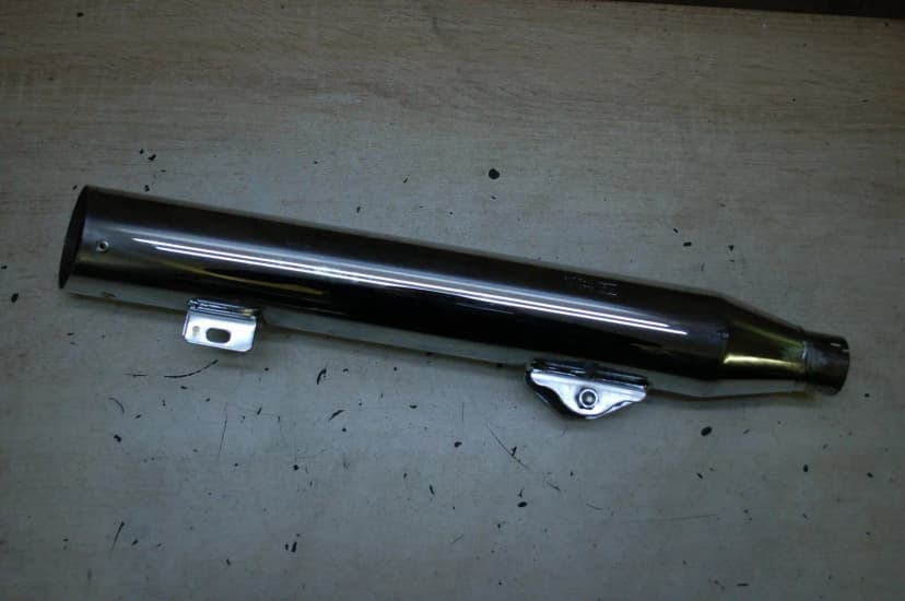 Harley Davidson Fat Bob Dyna Exhaust / Muffler / Silencer 64705-08A