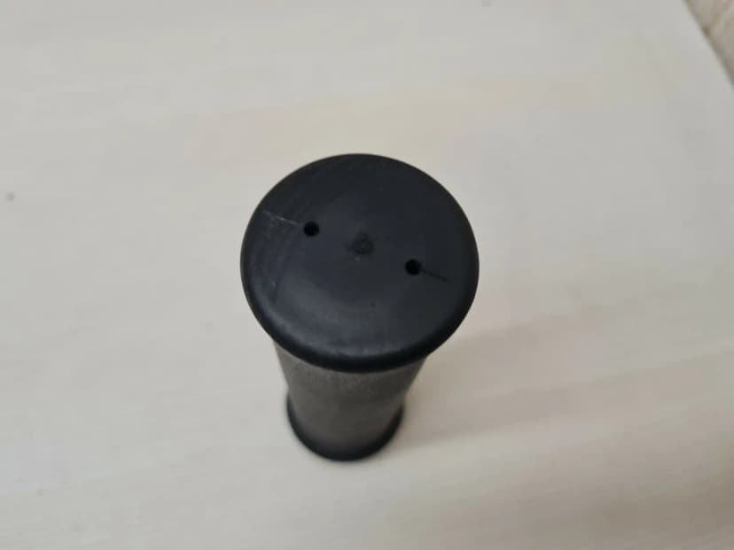 Harley Davidson Sportster XL 1200 C 2008 Throttle Grip / Handle