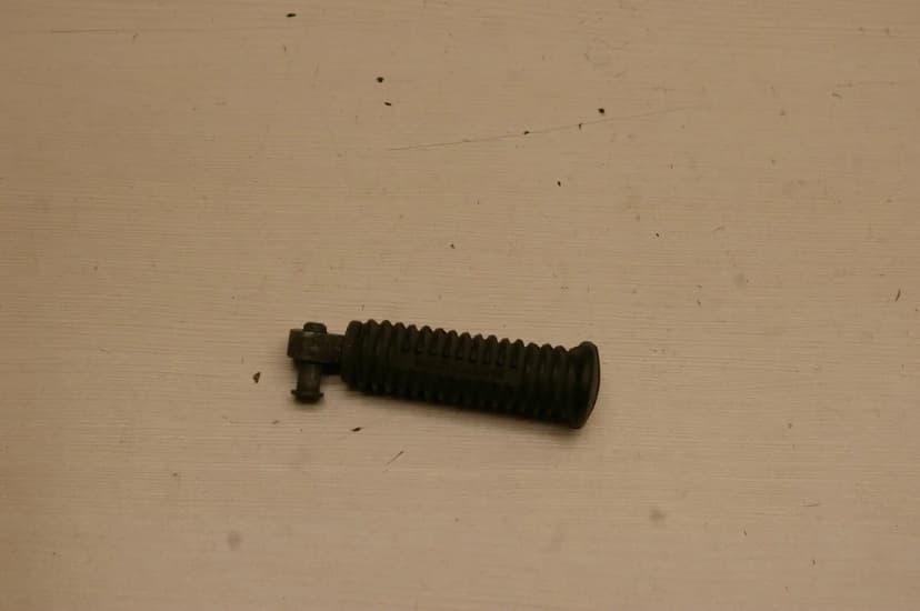 Harley Davidson Sportster / Dyna / Softail Footrest Peg / Pedal