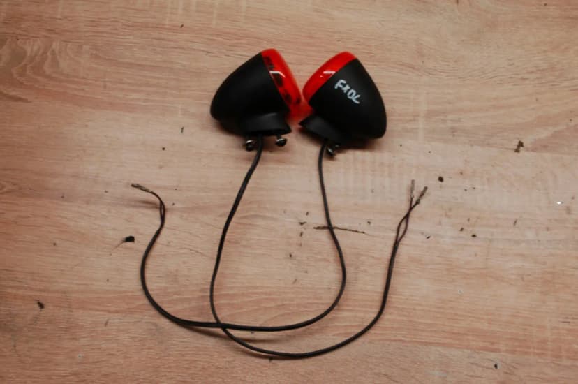Harley Davidson FXDL Dyna Rear turn signal  Blinkers