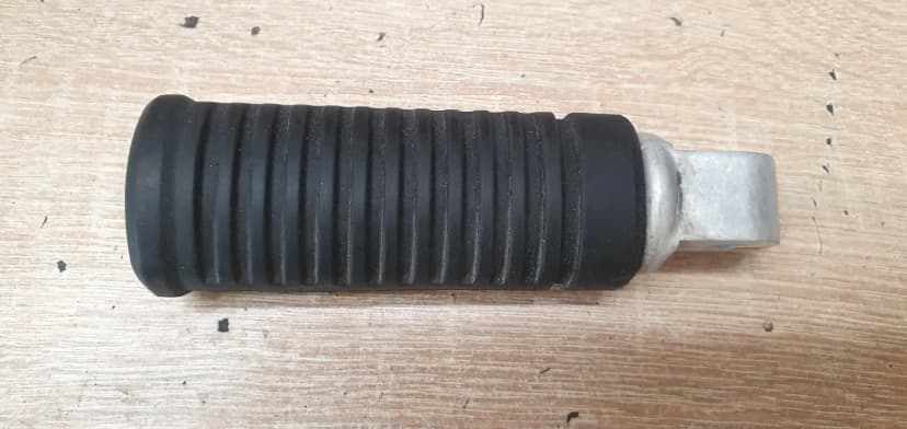 Harley Davidson Softail M8 Left Rear Footrest Rear Foot Peg Rest