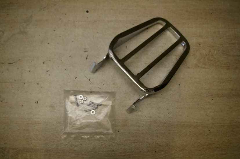 Harley-Davidson Dyna 02-05 XL 04-... Luggage Rack Kit 53742-04