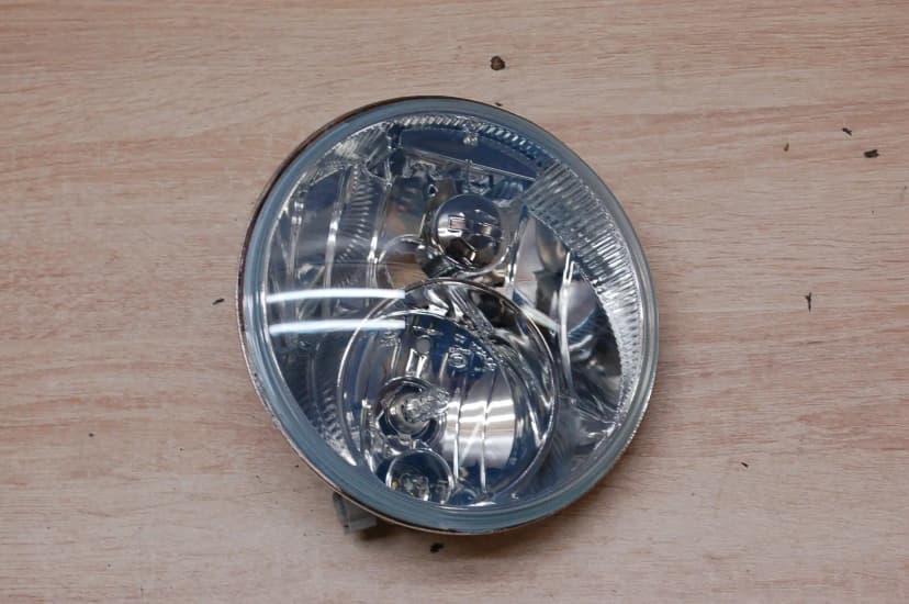  Harley Davidson Street Glide Headlight H-D PN 67700072