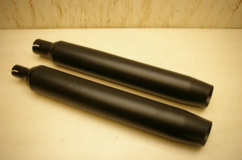 Harley-Davidson Road King Exhaust Muffler Silencer 64900769 64900770