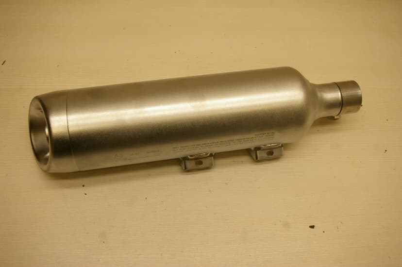 Harley-Davidson SOFTAIL FXFB FAT BOB EXHAUST MUFFLER SILENCER 64900720