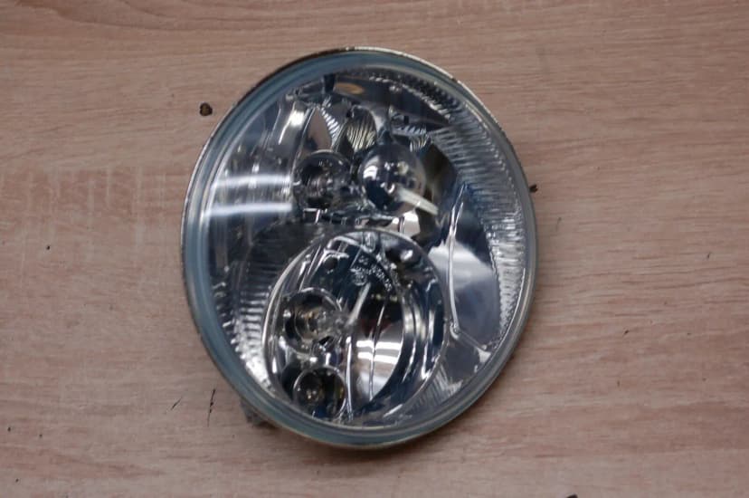  Harley Davidson Street Glide Headlight H-D PN 67700072