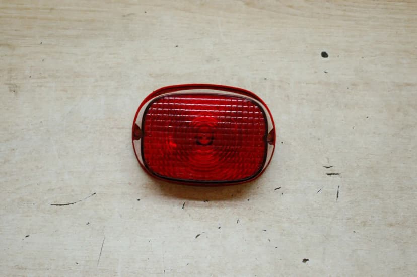 Harley Davidson Dyna Wide Glide Rear Tail Light 6837003