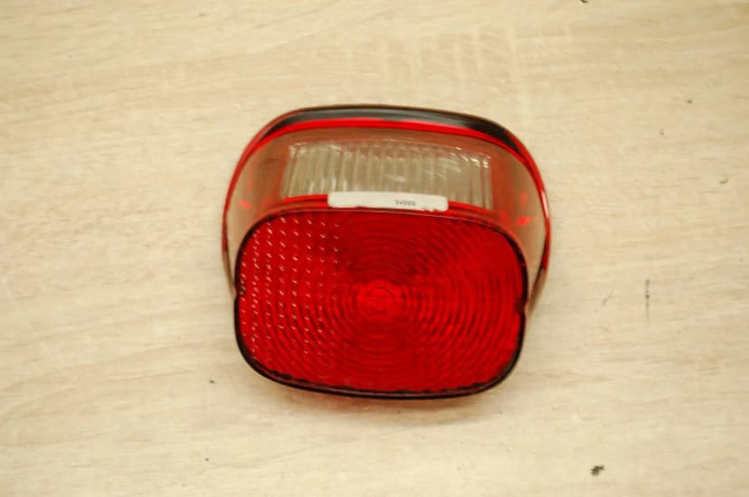 Harley Davidson Dyna Wide Glide Rear Tail Light 6837003