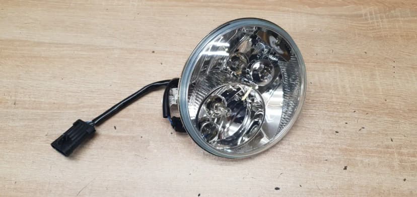  Harley Davidson Street Glide Headlight H-D PN 67700072