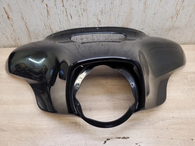 Harley Davidson FLHTCU Ultra Electra 14 Upper Batwing Headlight Fairing 57000016
