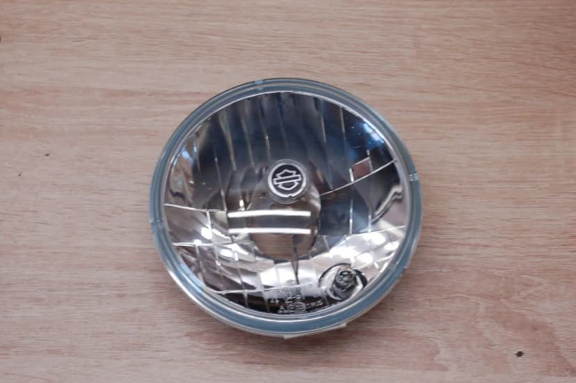 Harley Davidson SOFTAIL / DYNA XL / SPORTSTER head light / headlight 68335-05A