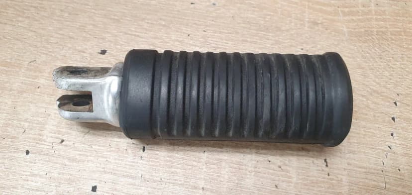 Harley Davidson 2018 Softails FXLRS Front Right Footrest / Peg