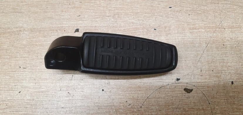 Harley Davidson Rear Left Footrest / Peg