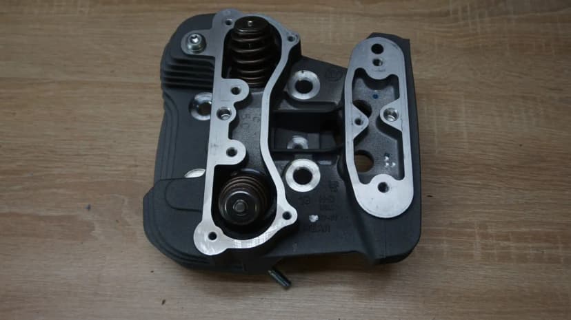 Harley Davidson Sportster 883 Rear Cylinder Head & Valves