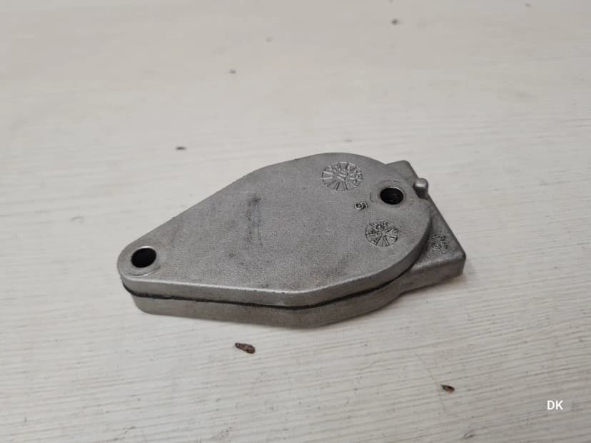 Harley Davidson Touring / Dyna Softail 17686 - 03 Cylinder Head Rocker Breather