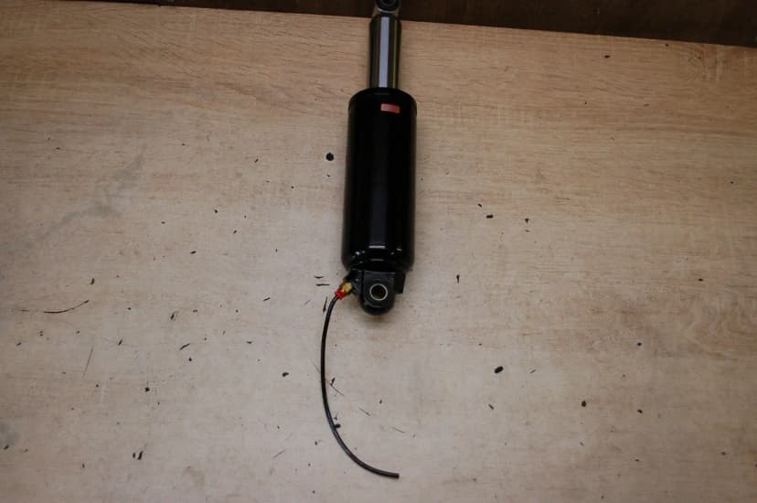 Harley Davidson Road Glide Ultra / Road King / Street Glide Rear Shock 54565-09