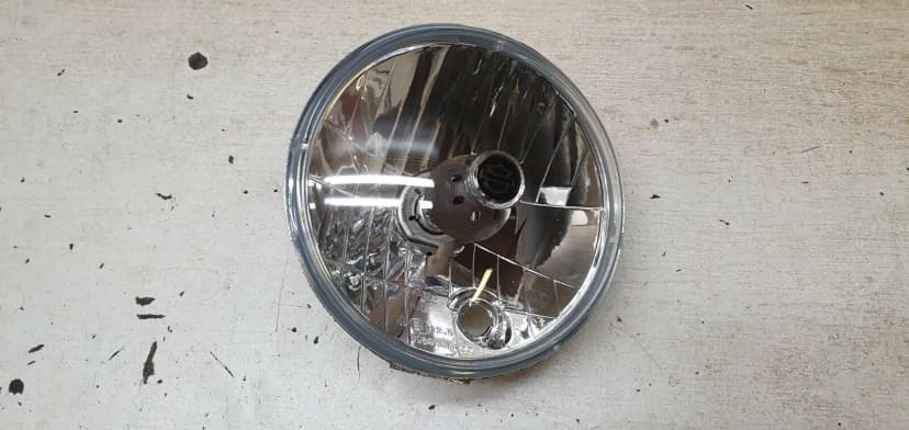 Harley Davidson SOFTAIL DYNA XL  SPORTSTER head light  headlight 68341-05A